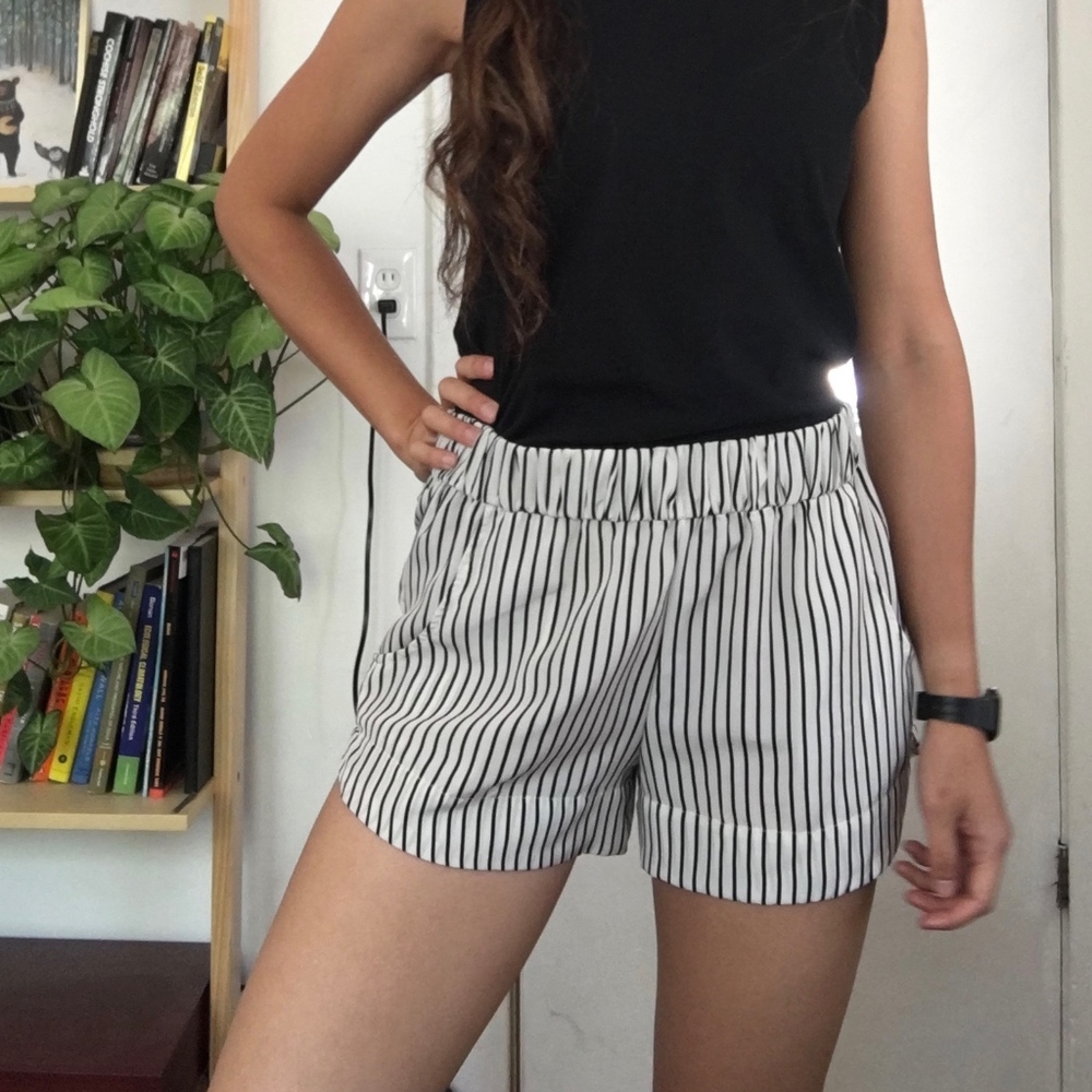 Silky pull on shorts vertical stripe